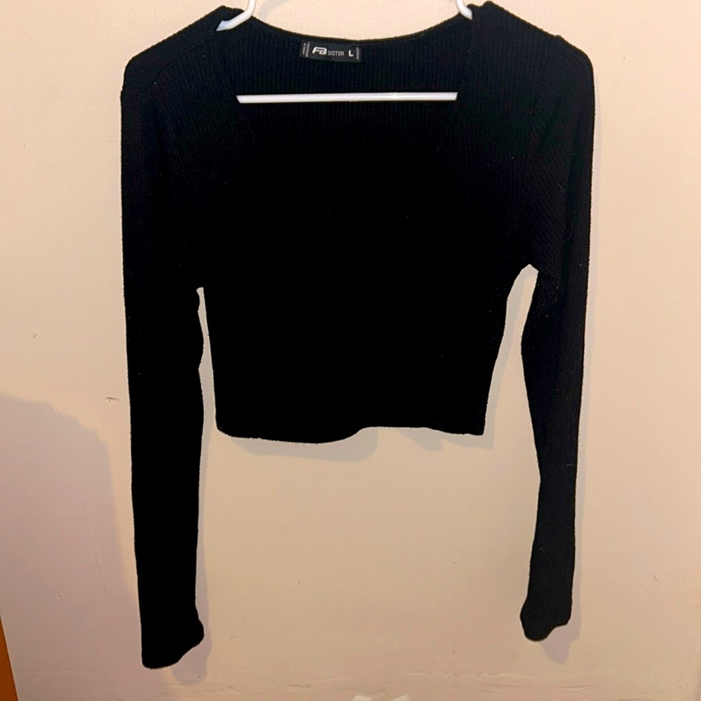 Cropped, long sleeve